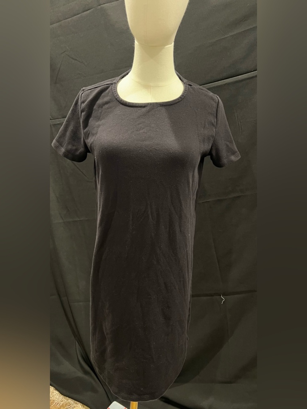 Classic Black Short Sleeve Shift cotton dress